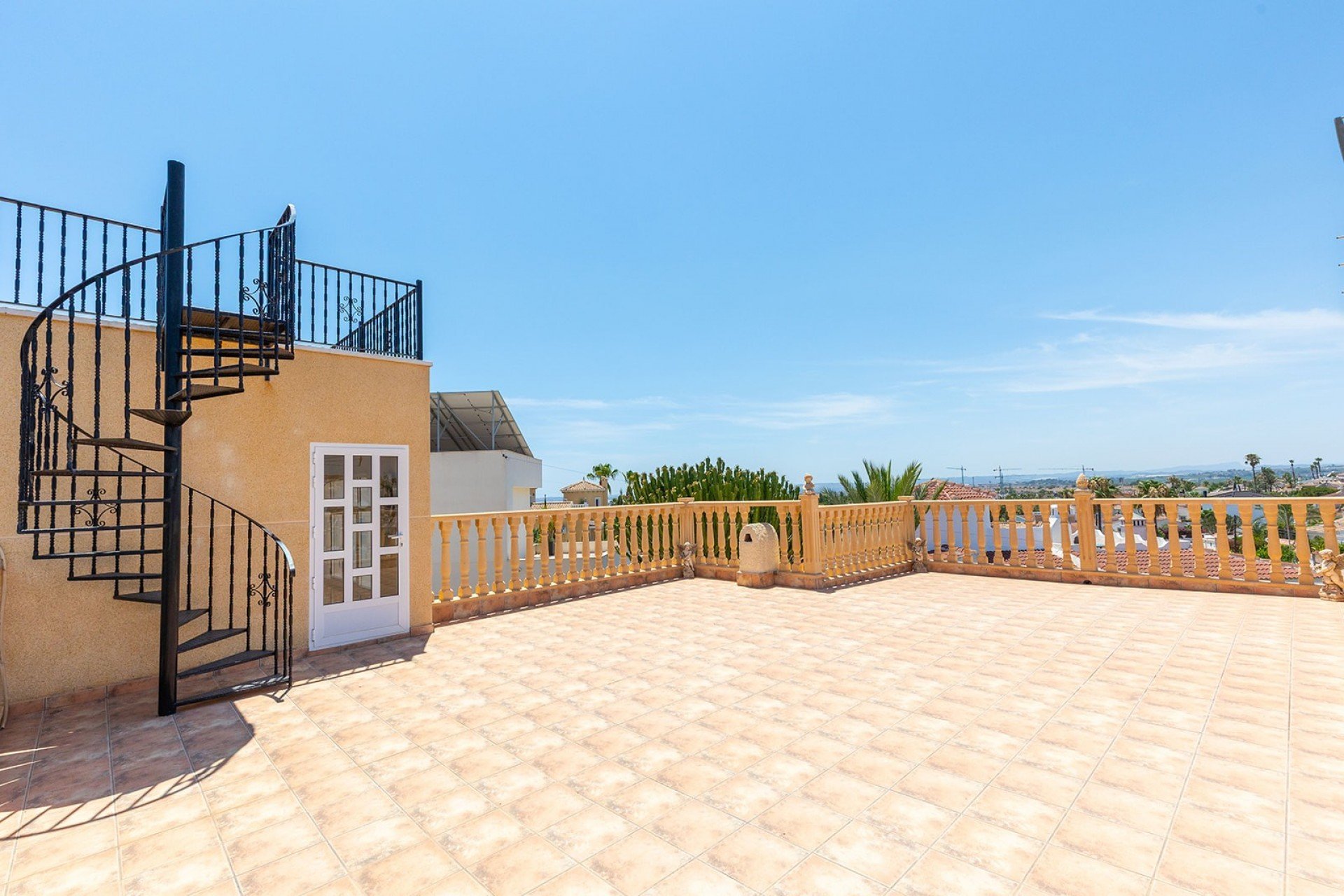 Herverkoop - Villa -
Ciudad Quesada - Costa Blanca