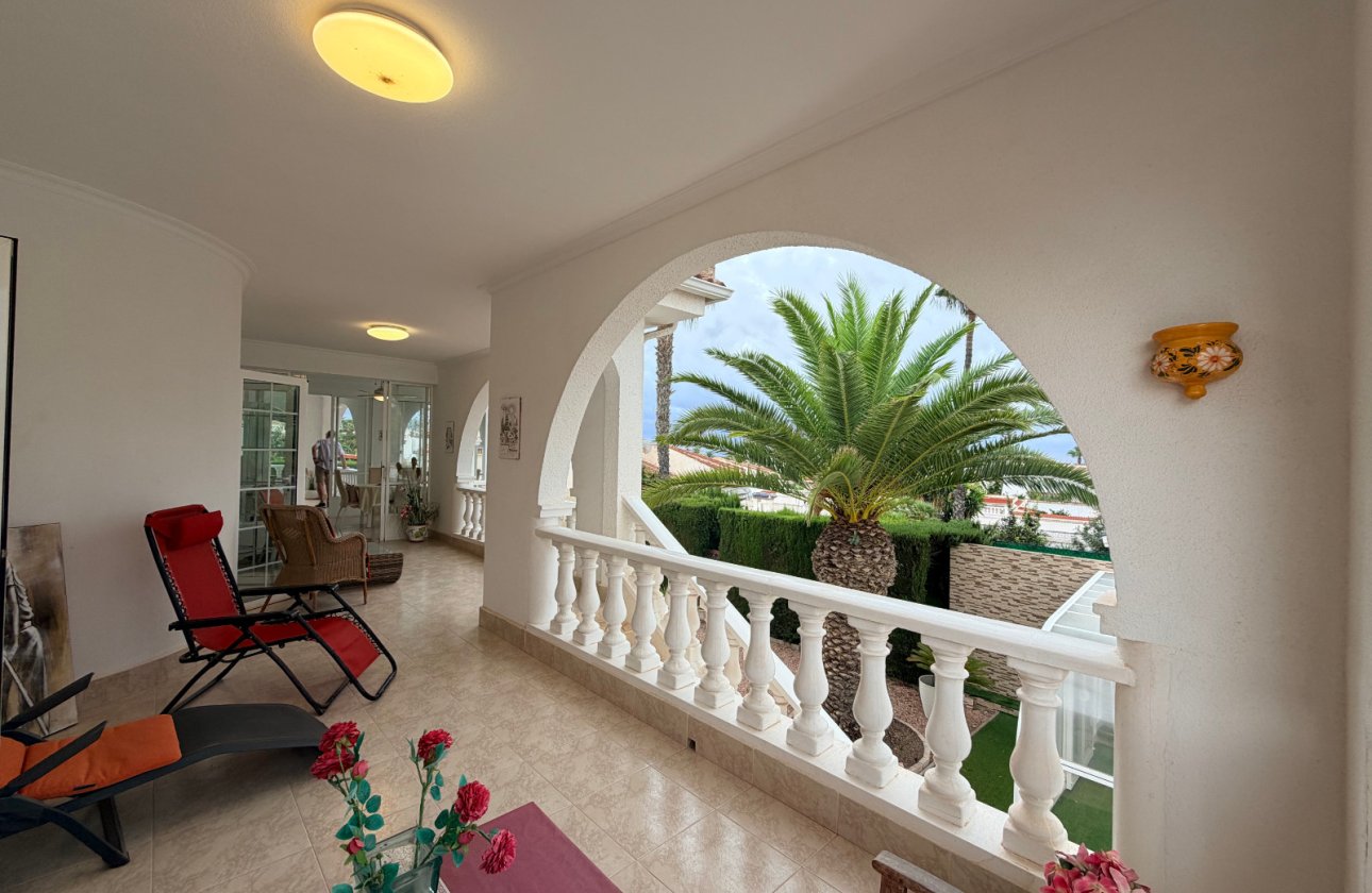 Herverkoop - Villa -
Ciudad Quesada - Costa Blanca