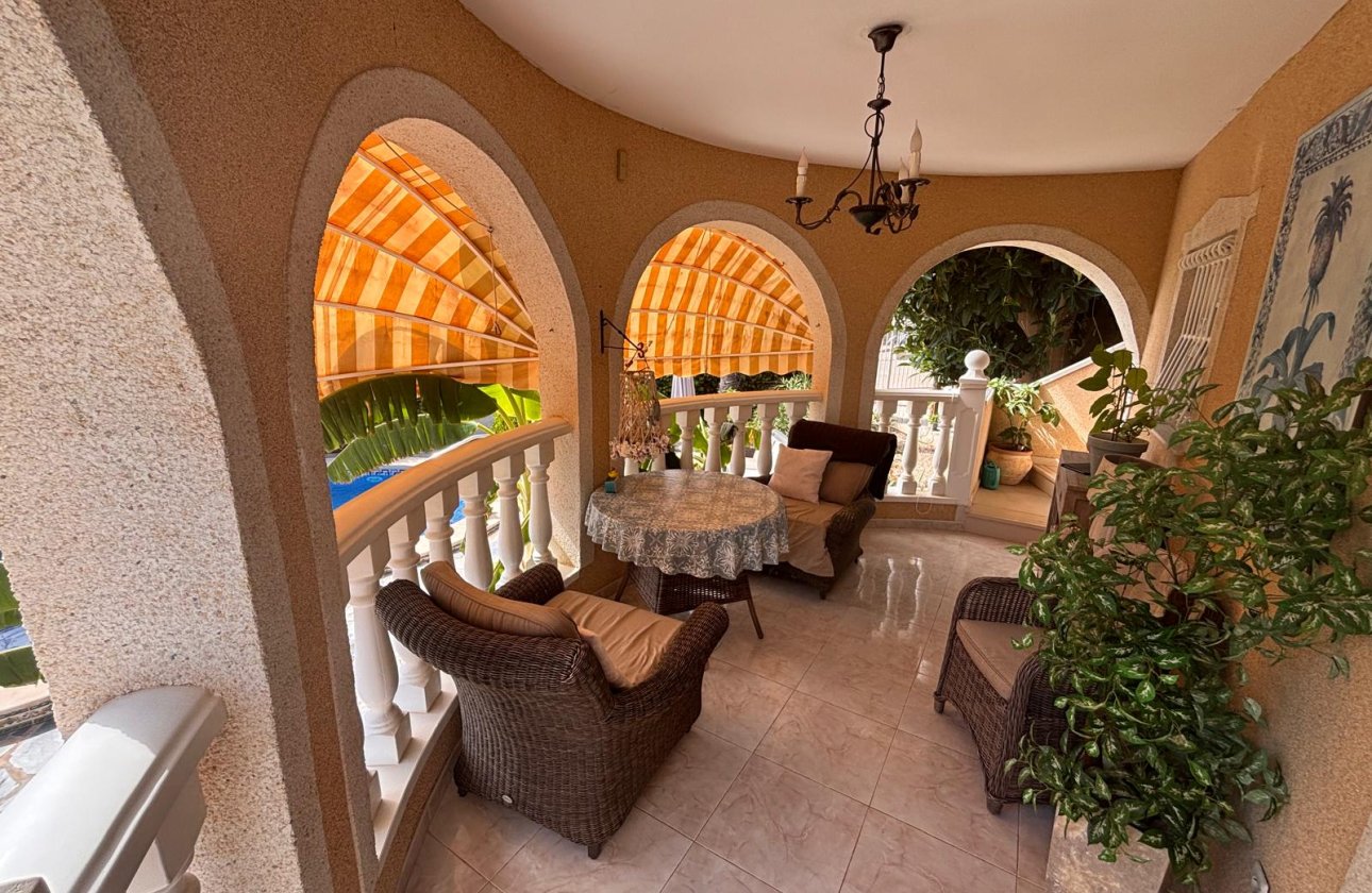 Herverkoop - Villa -
Ciudad Quesada - Costa Blanca