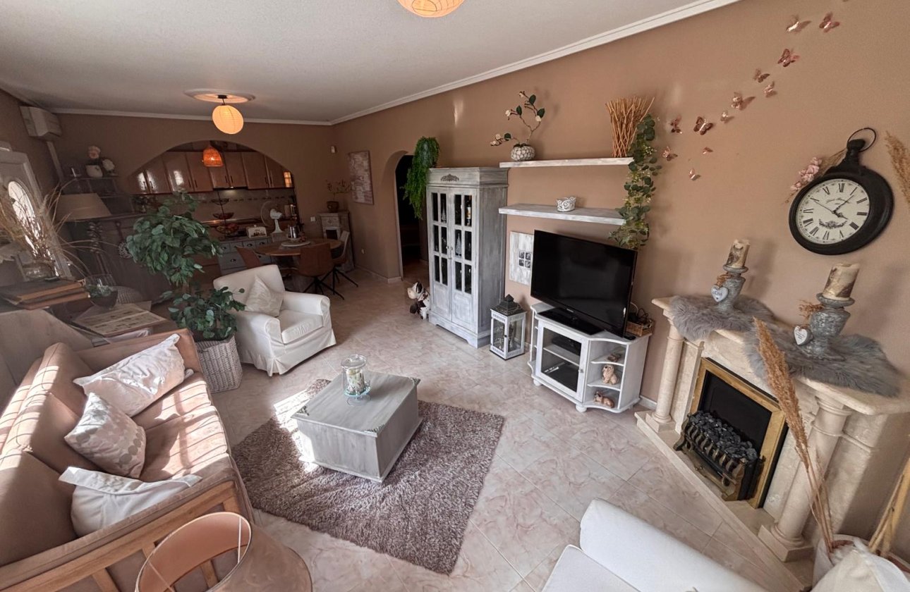 Herverkoop - Villa -
Ciudad Quesada - Costa Blanca