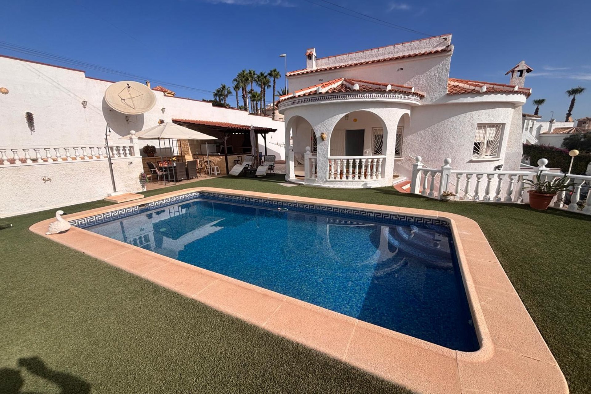 Herverkoop - Villa -
Ciudad Quesada - Costa Blanca