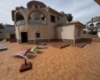 Herverkoop - Villa -
Ciudad Quesada - Costa Blanca