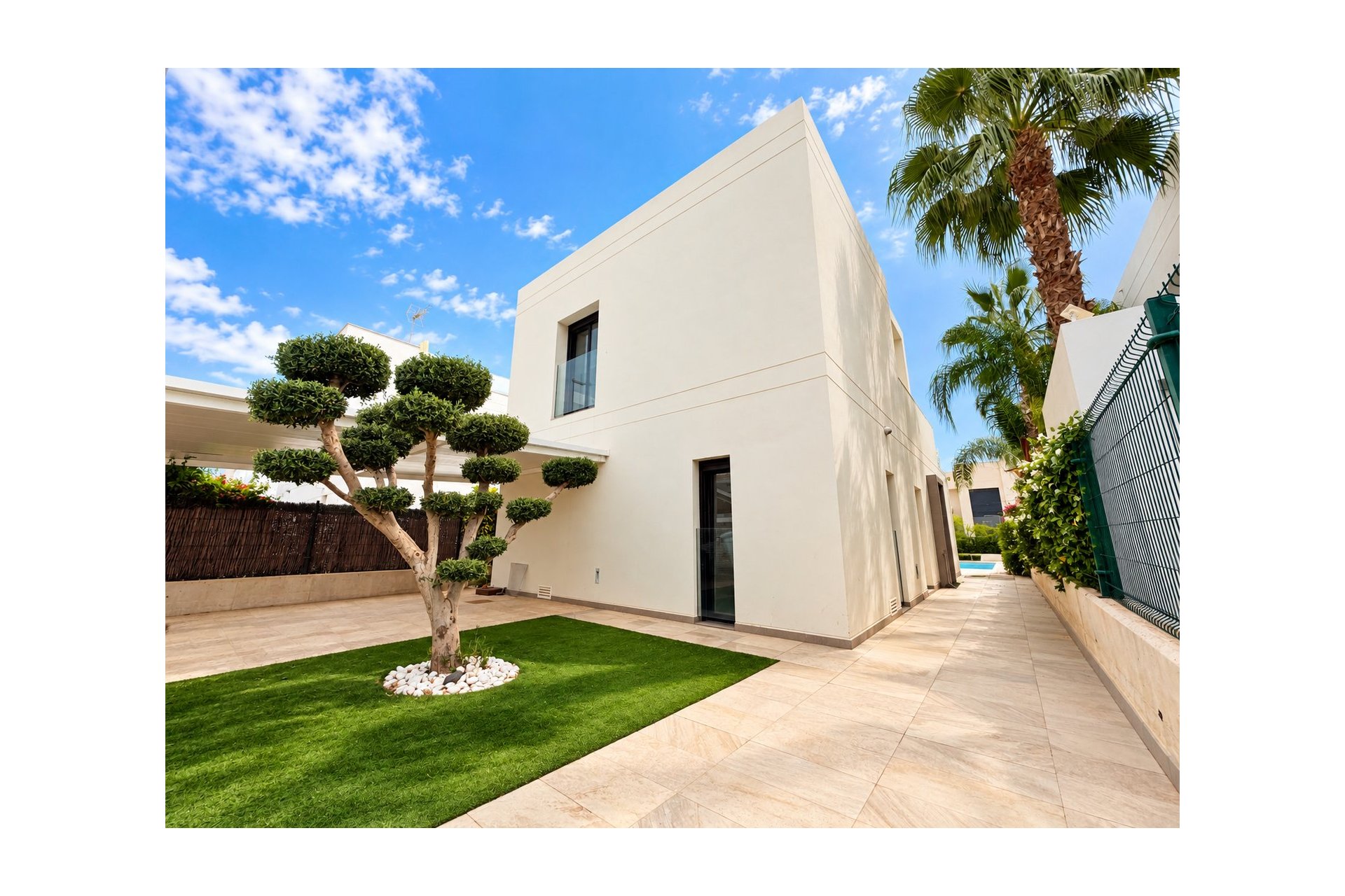 Herverkoop - Villa -
Ciudad Quesada - Costa Blanca