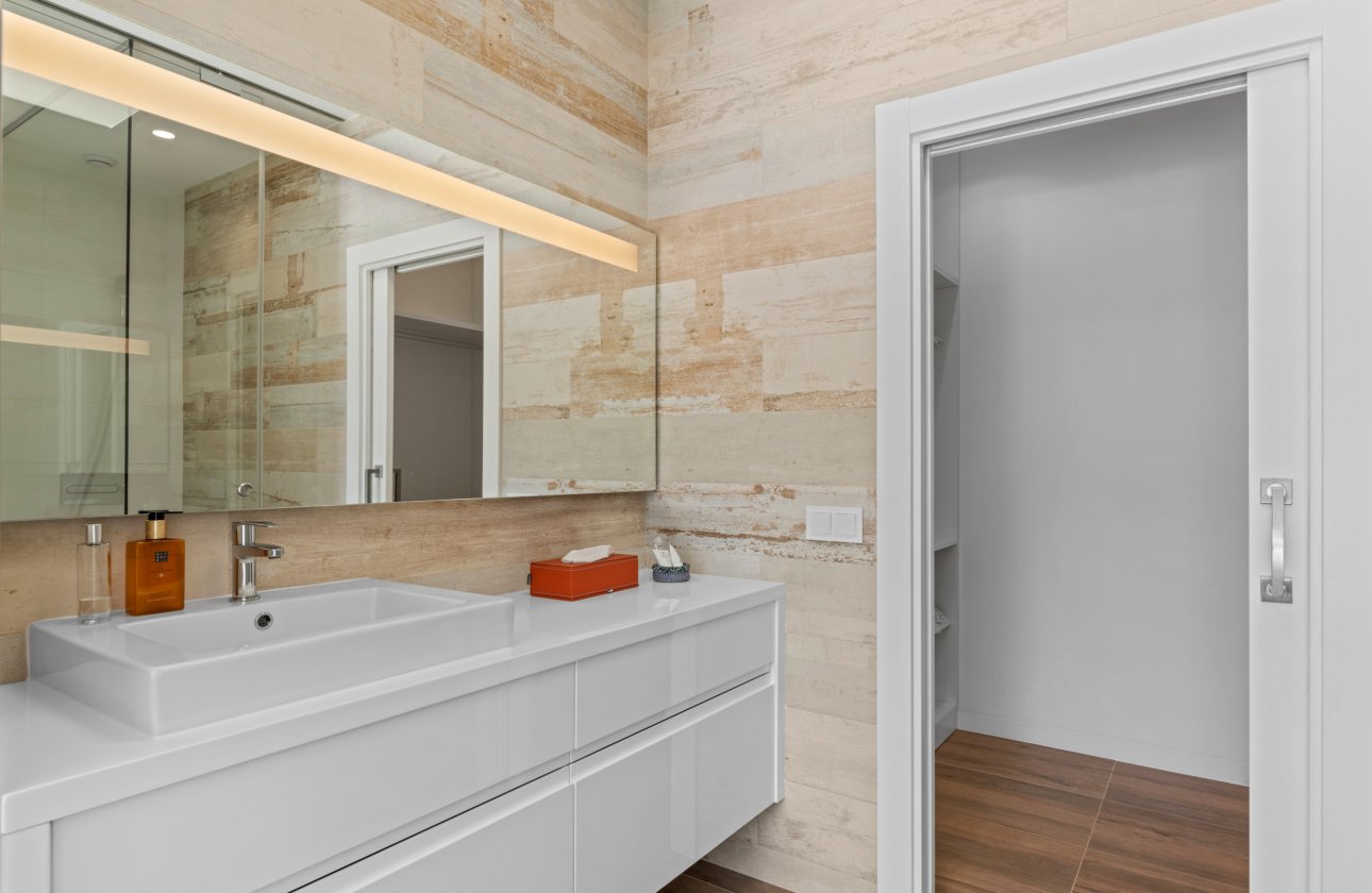 Herverkoop - Villa -
Dehesa de Campoamor - Costa Blanca