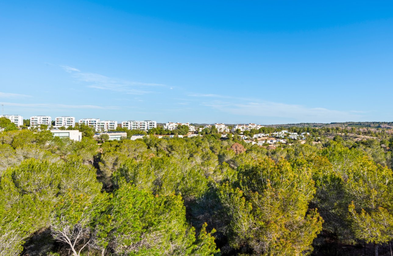 Herverkoop - Villa -
Dehesa de Campoamor - Costa Blanca