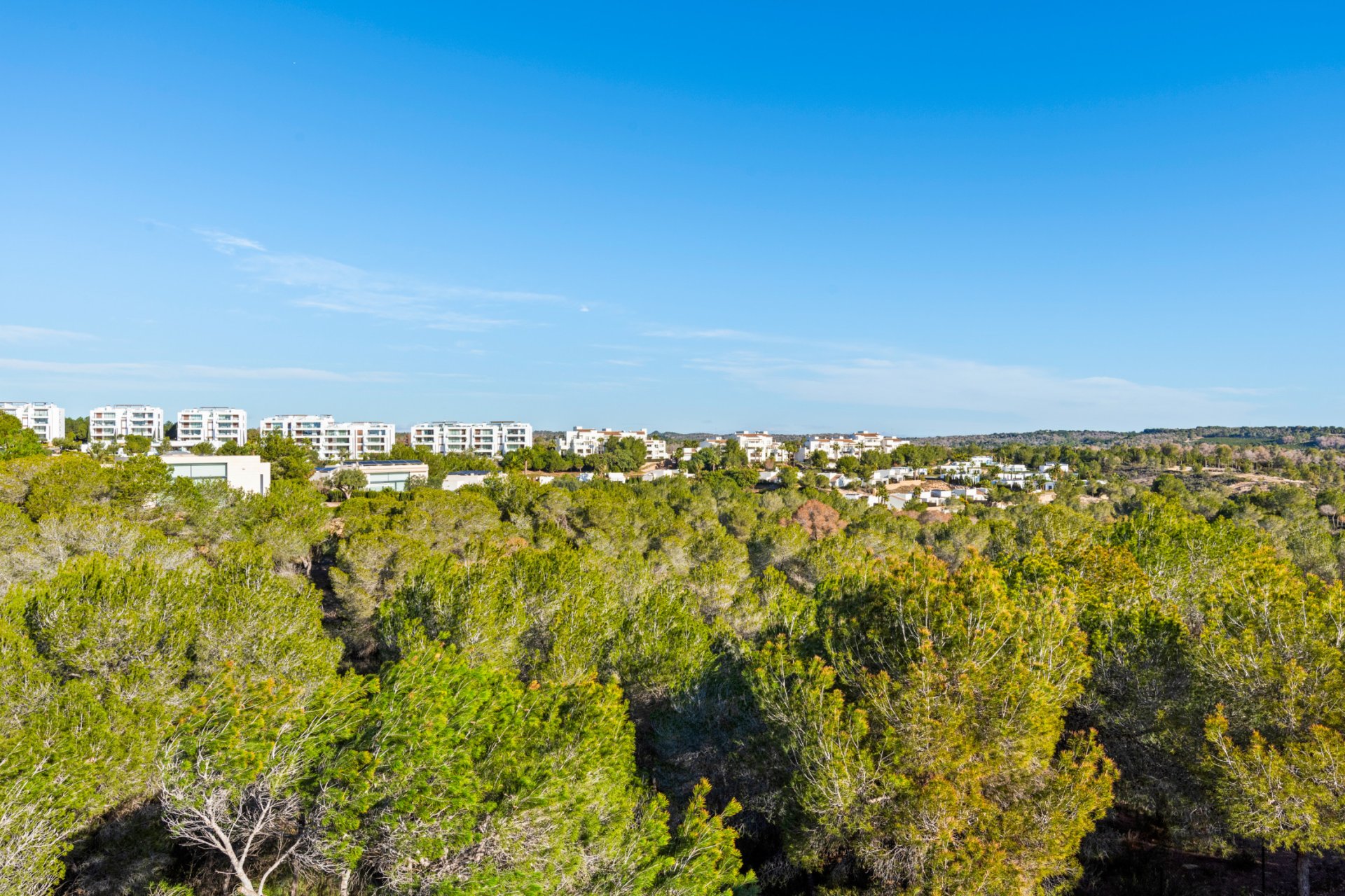 Herverkoop - Villa -
Dehesa de Campoamor - Costa Blanca