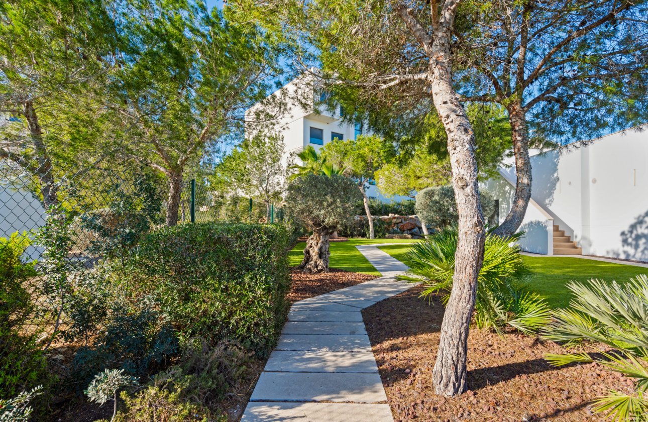 Herverkoop - Villa -
Dehesa de Campoamor - Costa Blanca