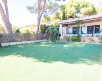 Herverkoop - Villa -
Dehesa de Campoamor - Costa Blanca