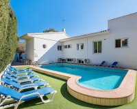 Herverkoop - Villa -
Dehesa de Campoamor - Costa Blanca