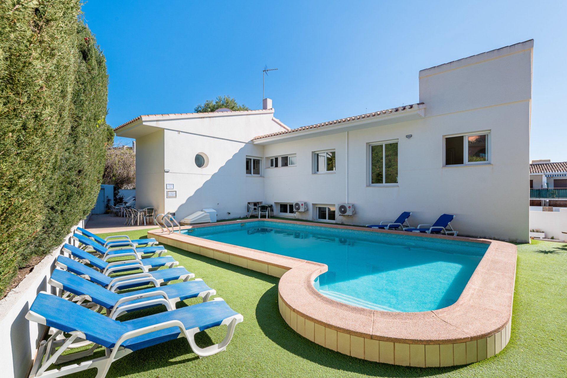 Herverkoop - Villa -
Dehesa de Campoamor - Costa Blanca