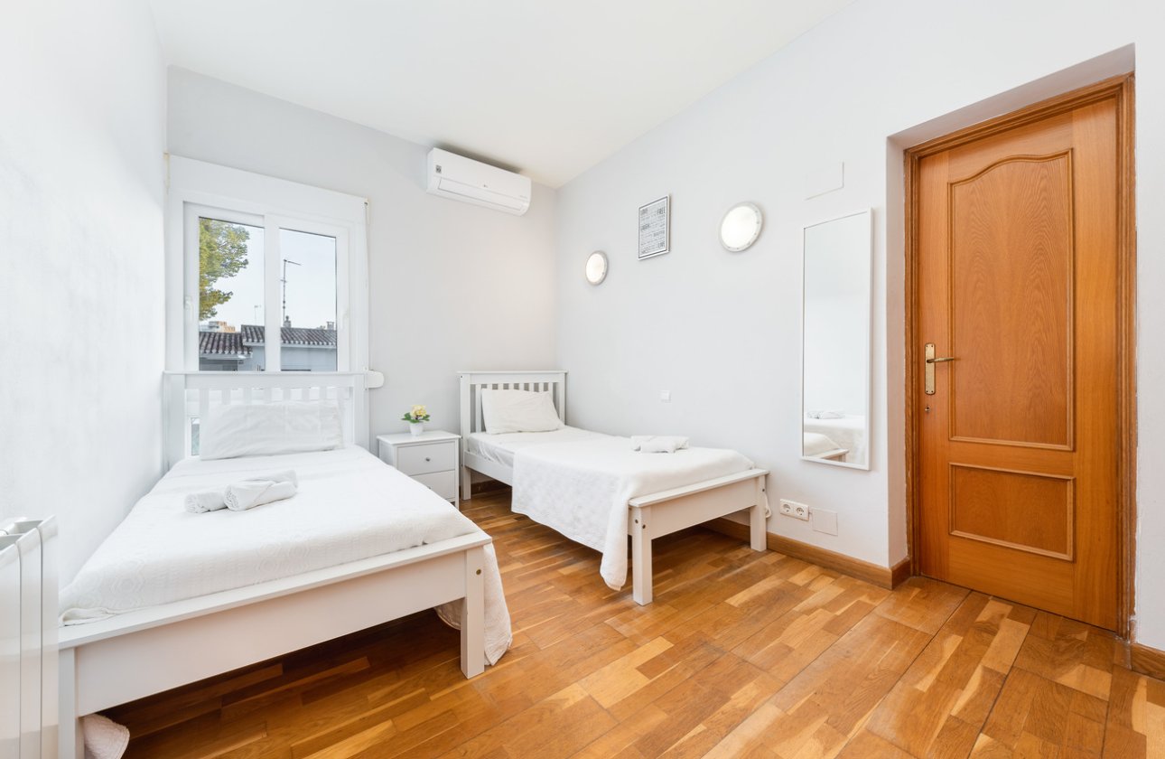 Herverkoop - Villa -
Dehesa de Campoamor - Costa Blanca