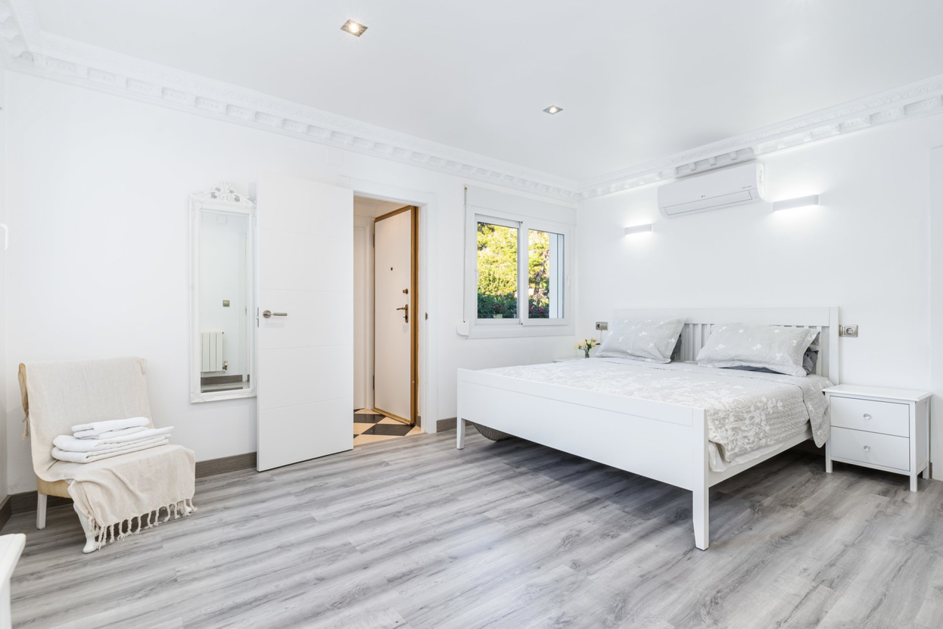 Herverkoop - Villa -
Dehesa de Campoamor - Costa Blanca