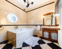 Herverkoop - Villa -
Dehesa de Campoamor - Costa Blanca