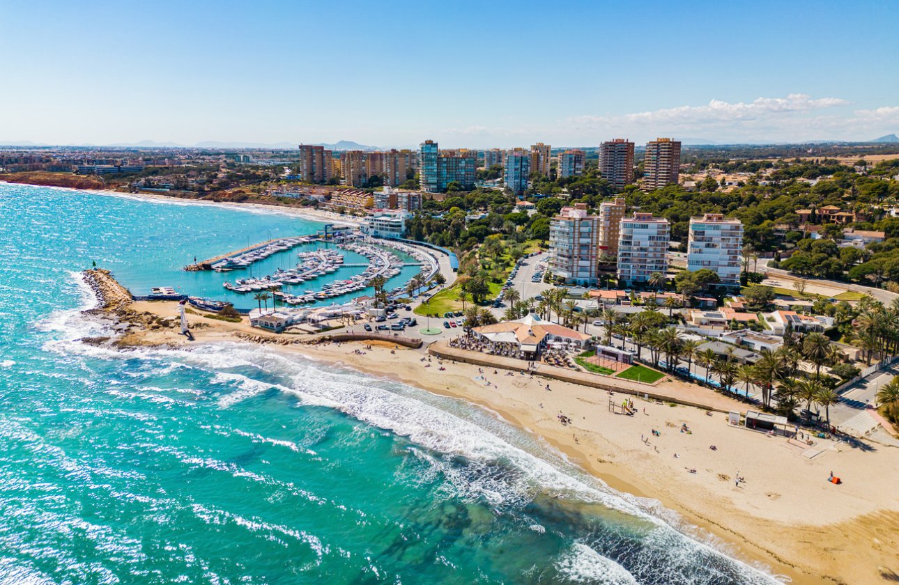 Herverkoop - Villa -
Dehesa de Campoamor - Costa Blanca