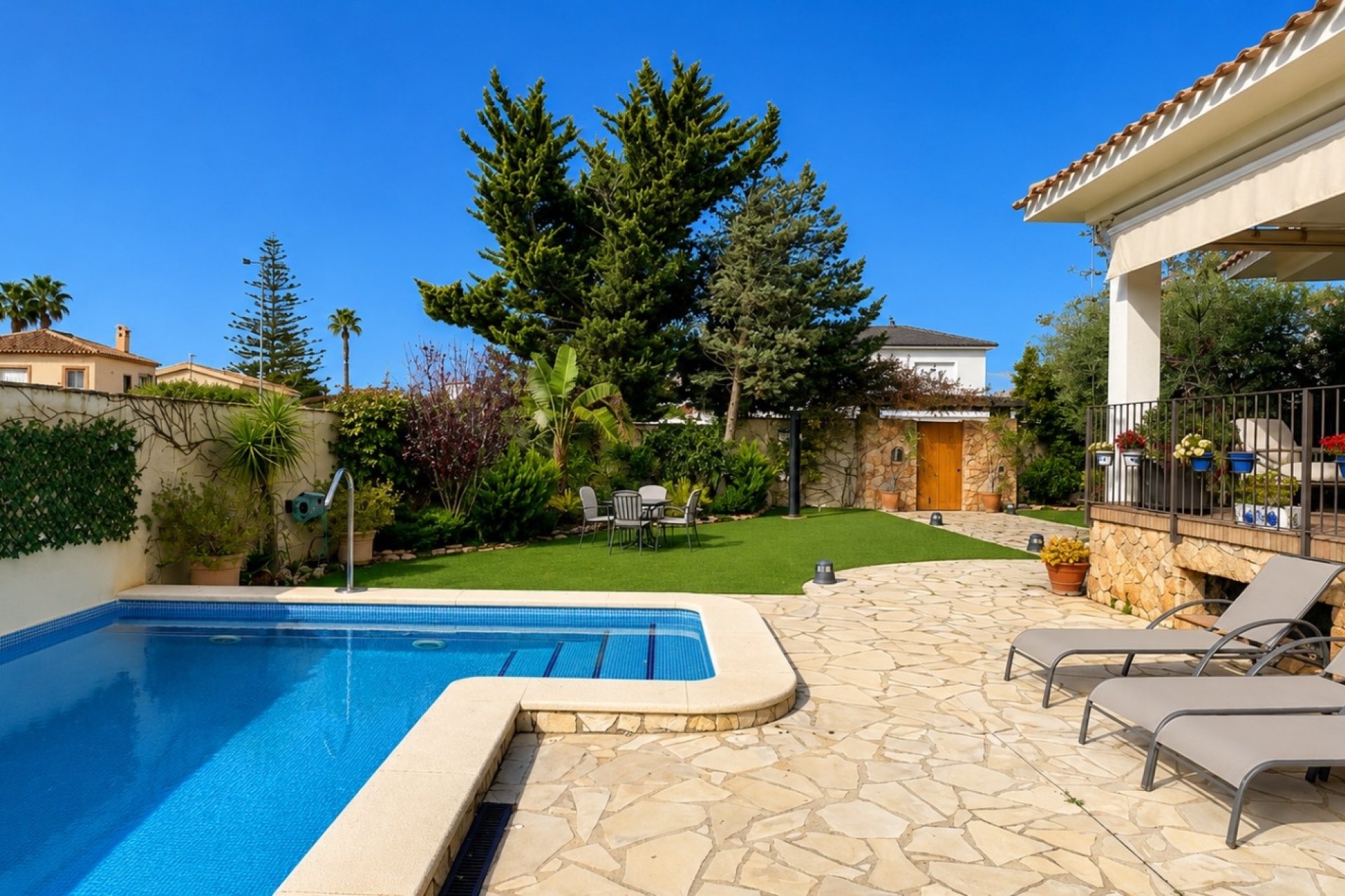 Herverkoop - Villa -
Dehesa de Campoamor - Costa Blanca