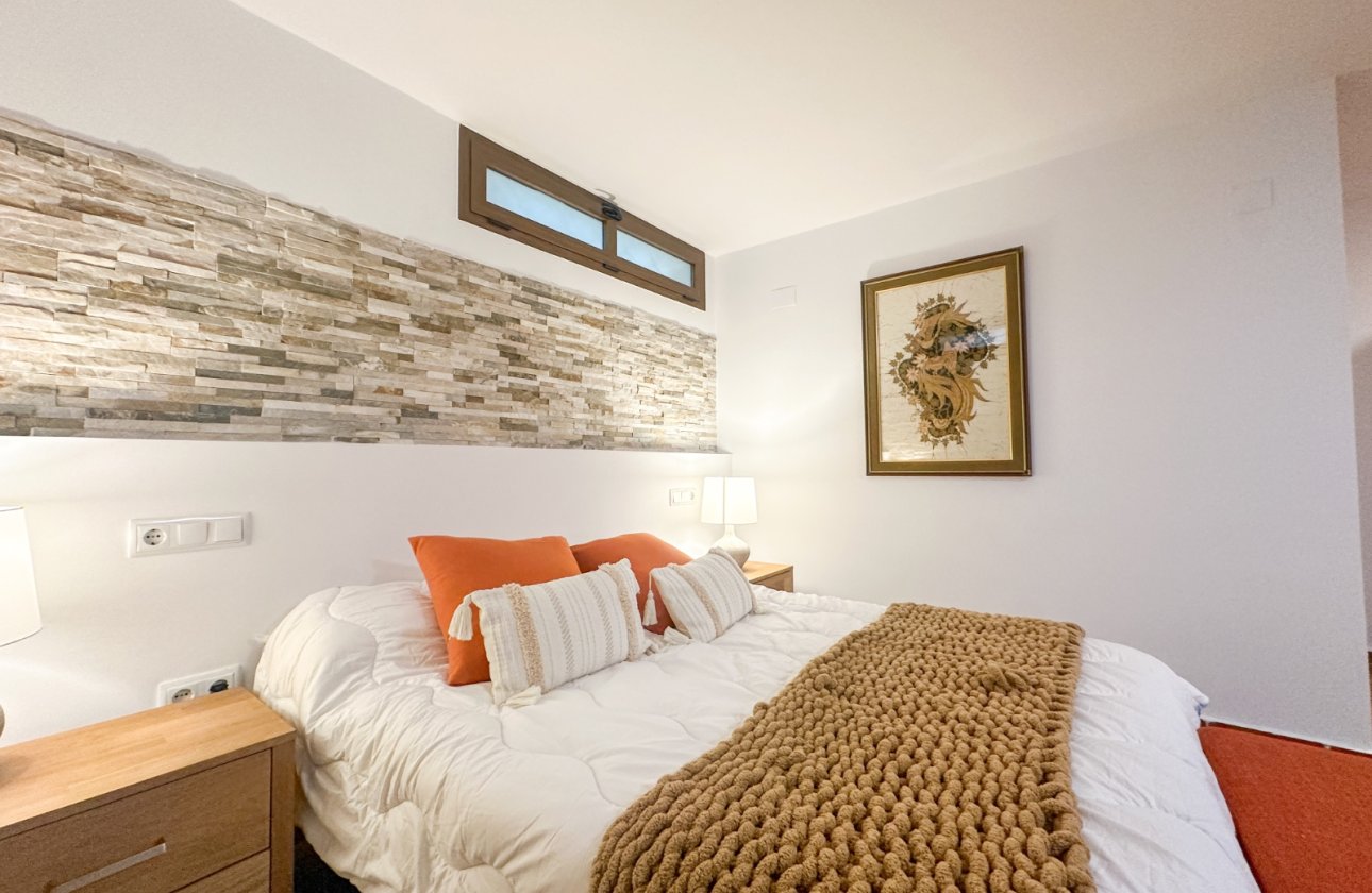 Herverkoop - Villa -
Dehesa de Campoamor - Costa Blanca