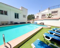 Herverkoop - Villa -
Dehesa de Campoamor - Costa Blanca
