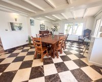 Herverkoop - Villa -
Dehesa de Campoamor - Costa Blanca