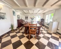 Herverkoop - Villa -
Dehesa de Campoamor - Costa Blanca