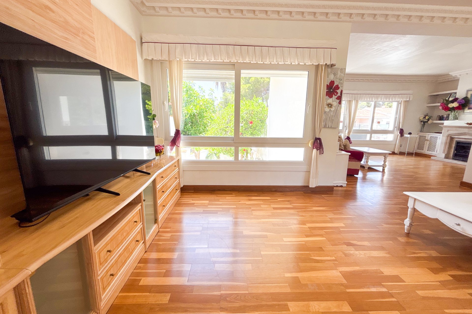 Herverkoop - Villa -
Dehesa de Campoamor - Costa Blanca