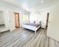Herverkoop - Villa -
Dehesa de Campoamor - Costa Blanca