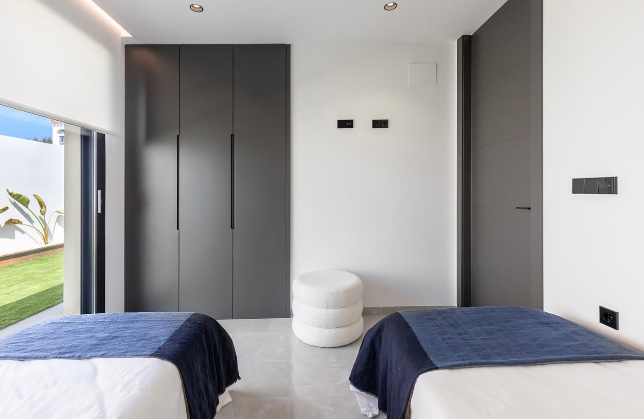 Herverkoop - Villa -
El Chaparral - Inland