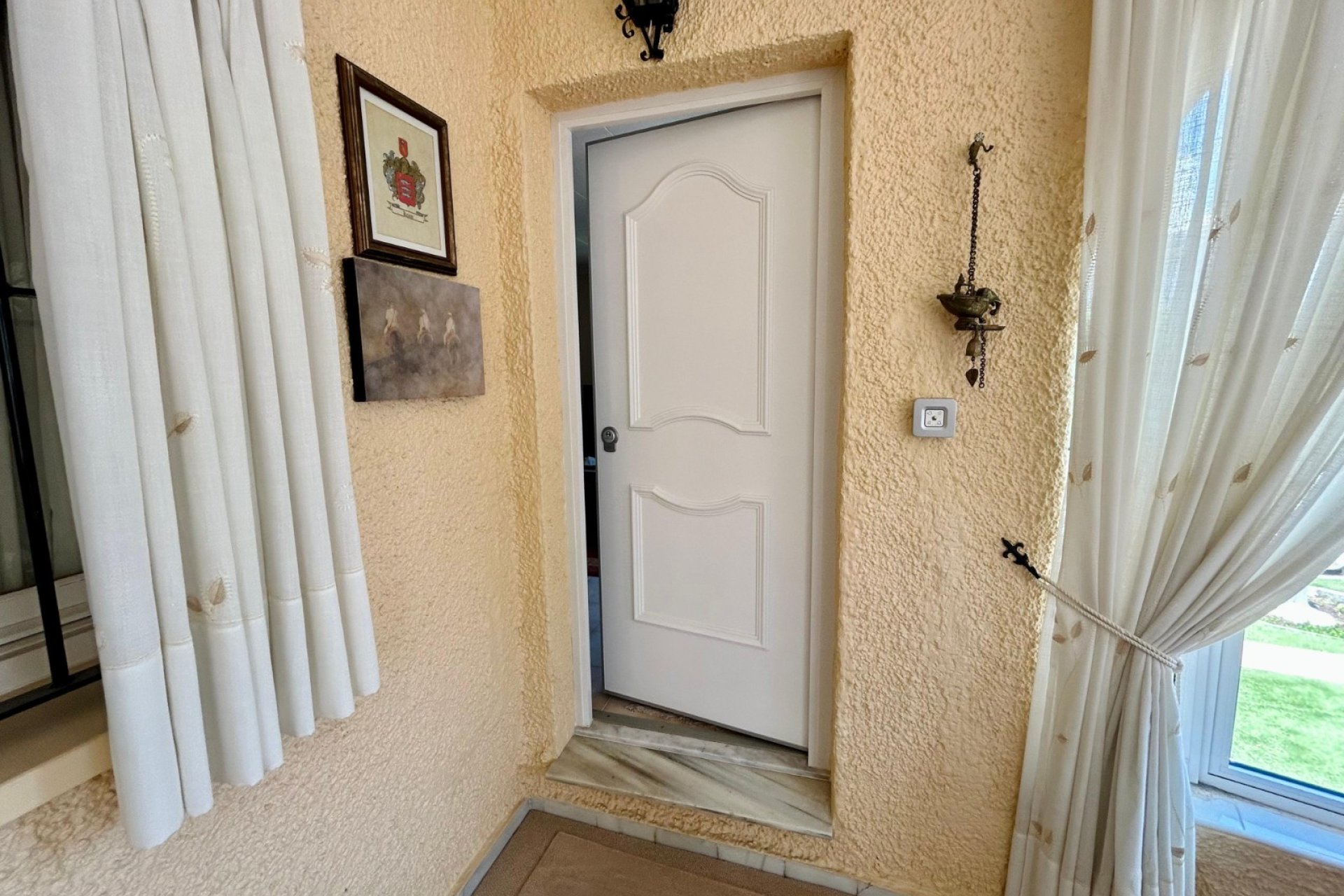 Herverkoop - Villa -
El Chaparral - Inland