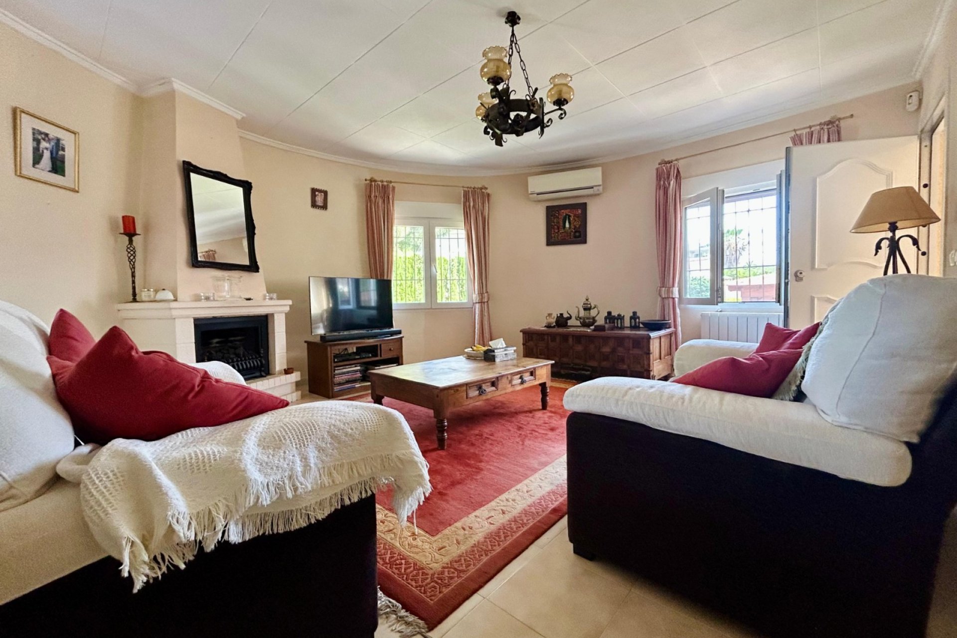 Herverkoop - Villa -
El Chaparral - Inland