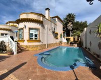 Herverkoop - Villa -
El Raso - Costa Blanca