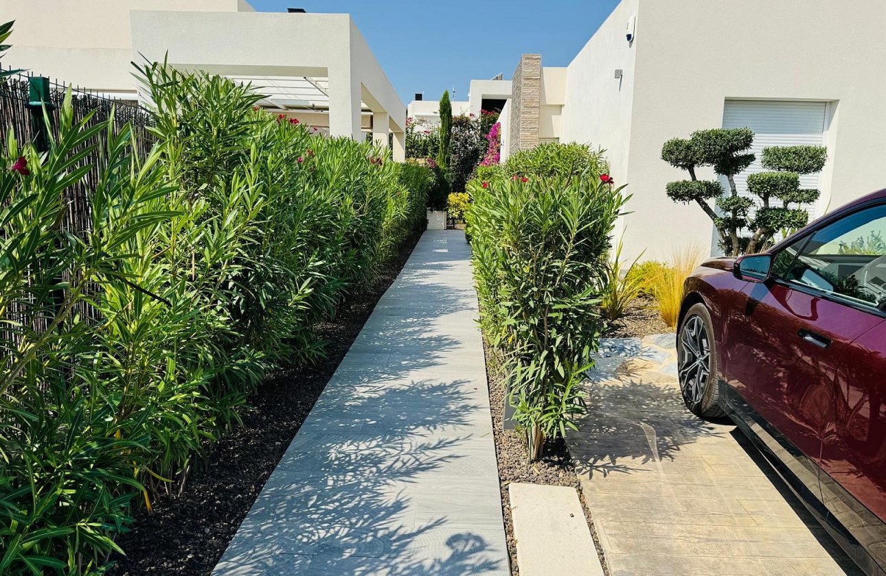 Herverkoop - Villa -
La Finca Golf Resort - Inland