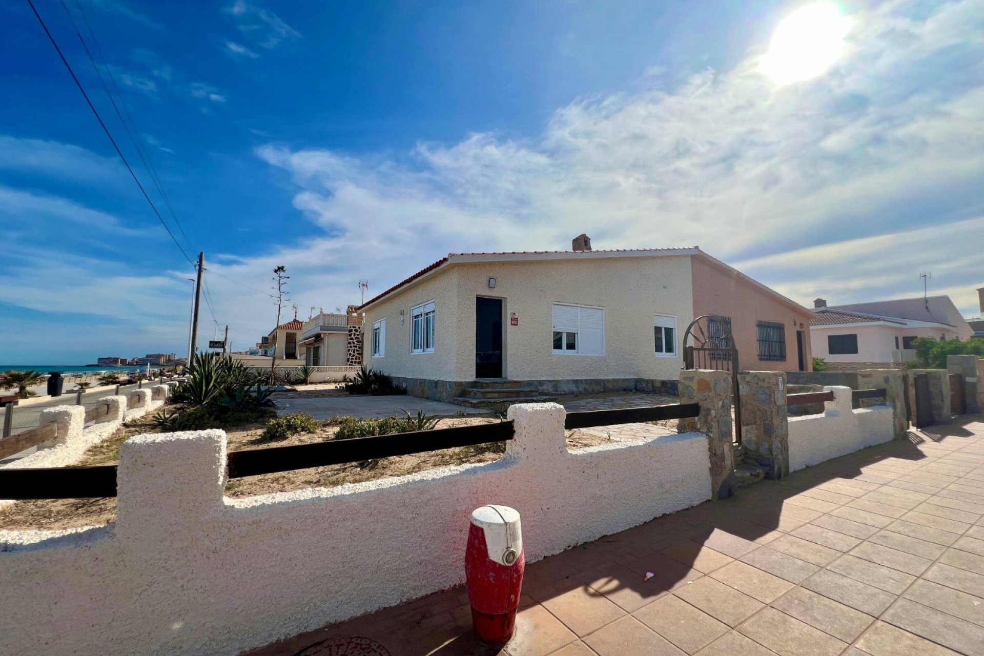 Herverkoop - Villa -
La Mata - Costa Blanca