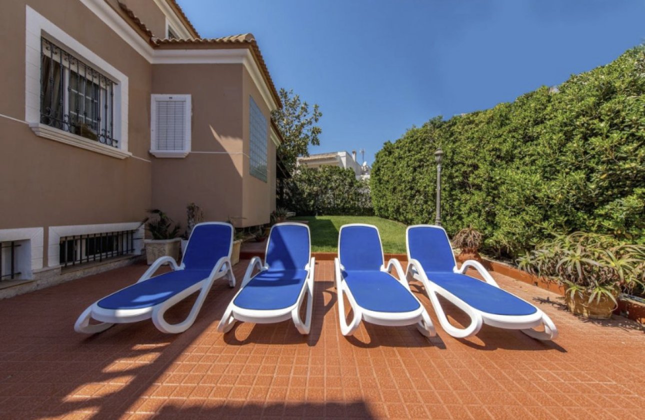 Herverkoop - Villa -
La Mata - Costa Blanca