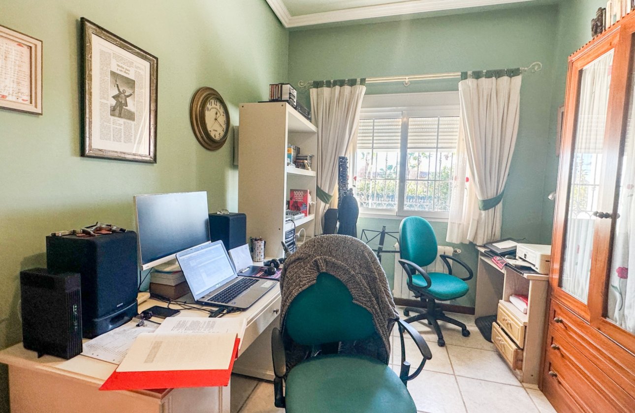 Herverkoop - Villa -
La Mata - Costa Blanca