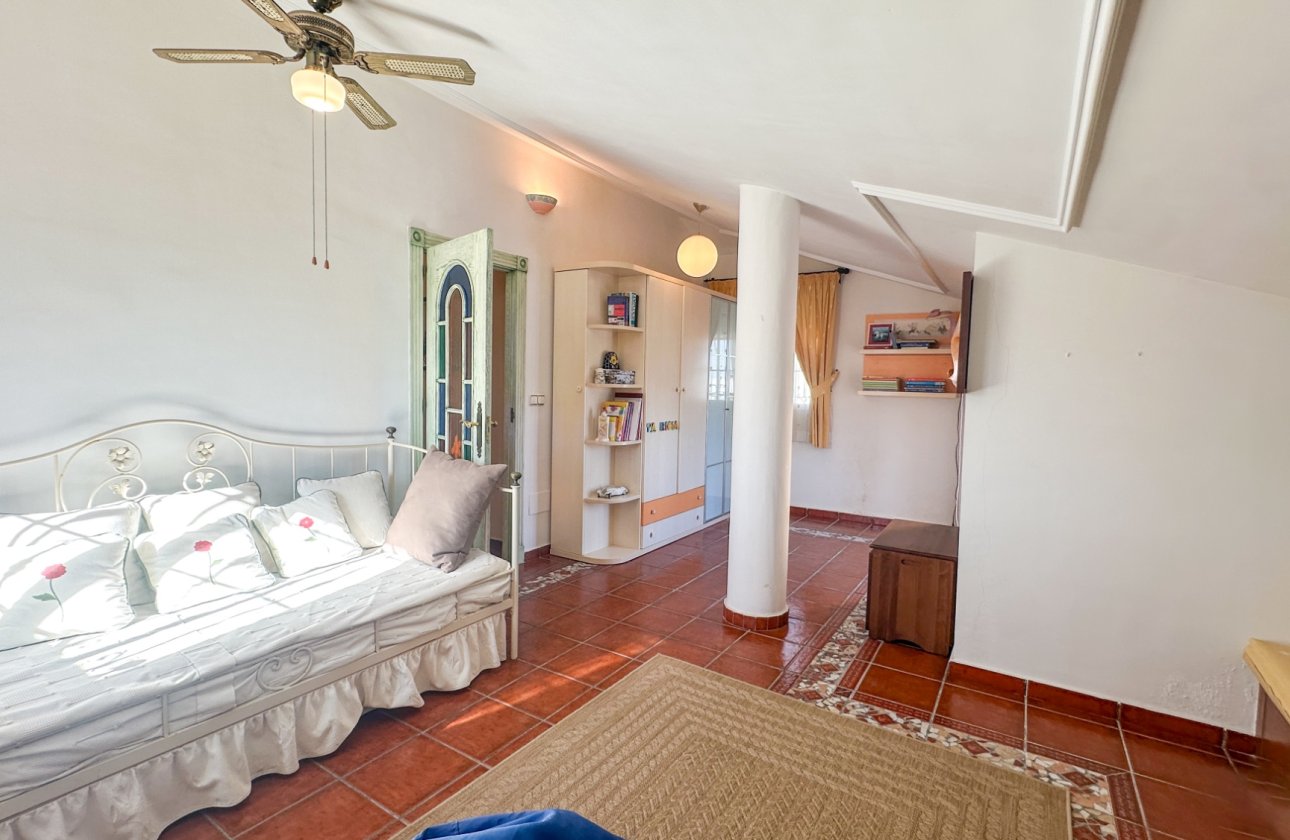 Herverkoop - Villa -
La Mata - Costa Blanca