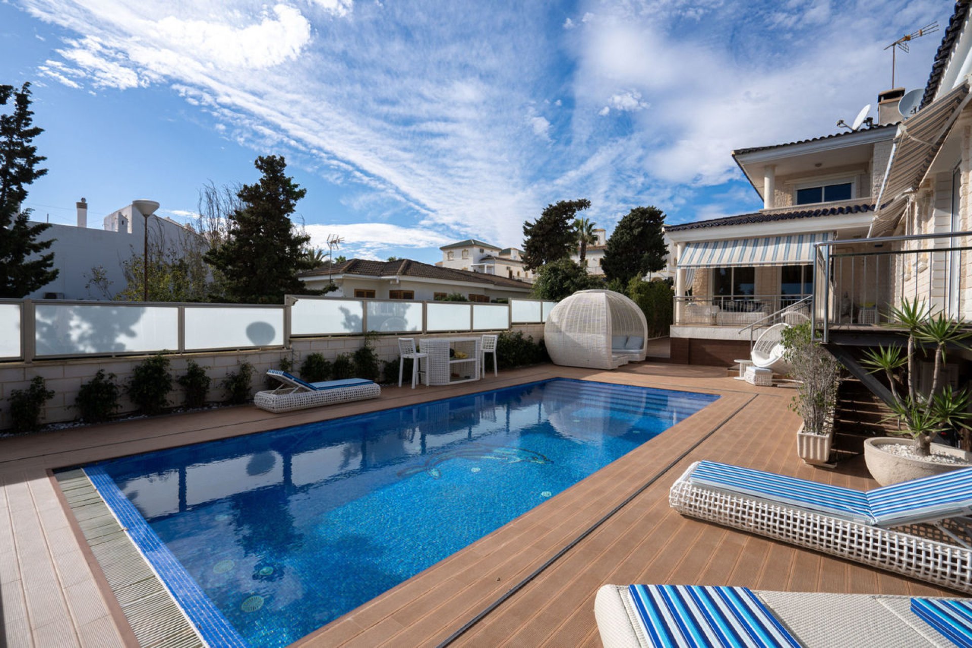 Herverkoop - Villa -
La Mata - Costa Blanca