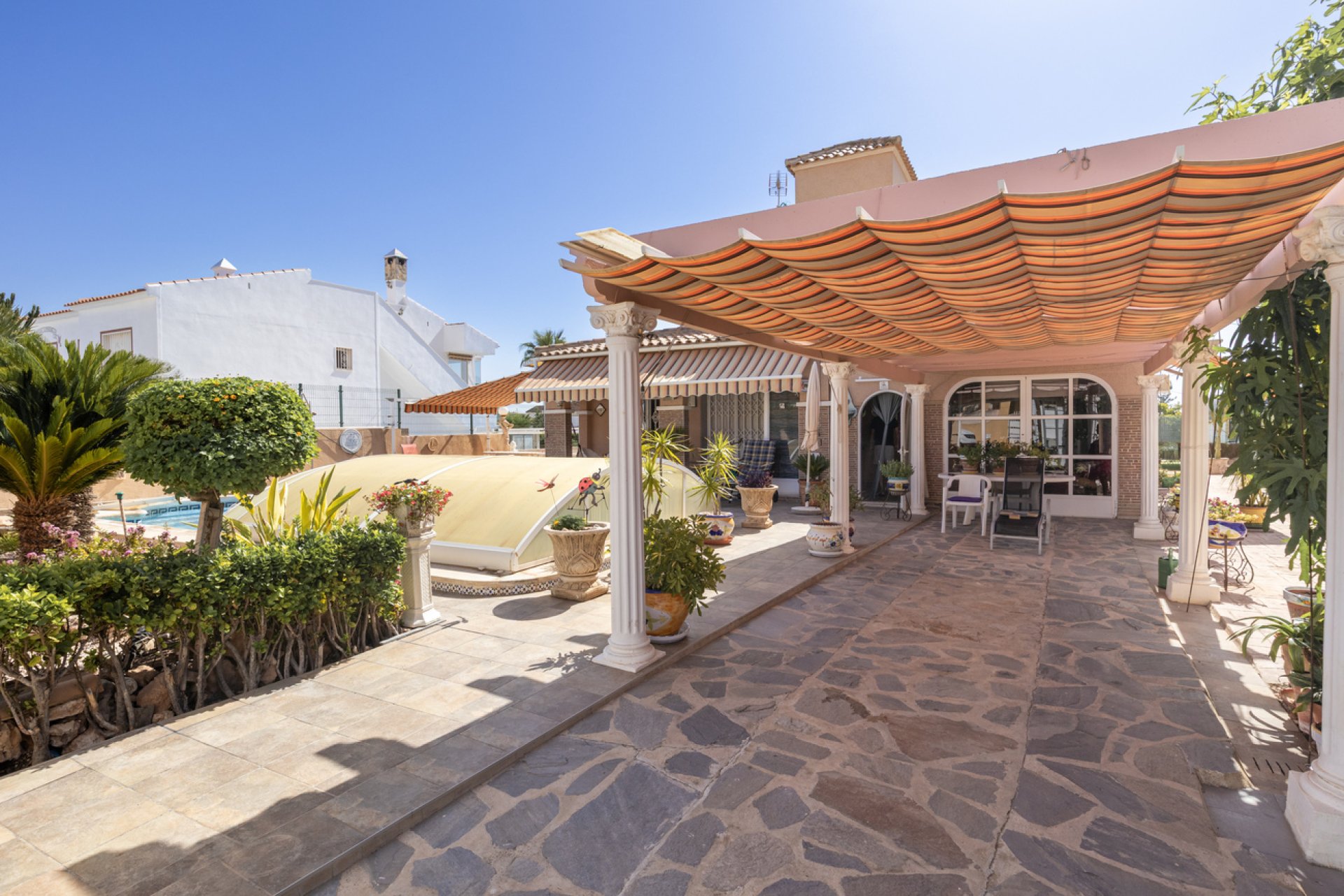 Herverkoop - Villa -
La Regia - Costa Blanca