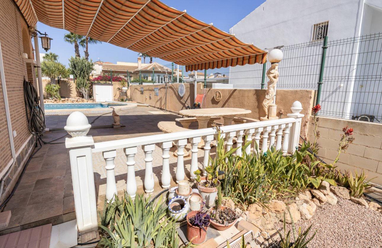 Herverkoop - Villa -
La Regia - Costa Blanca