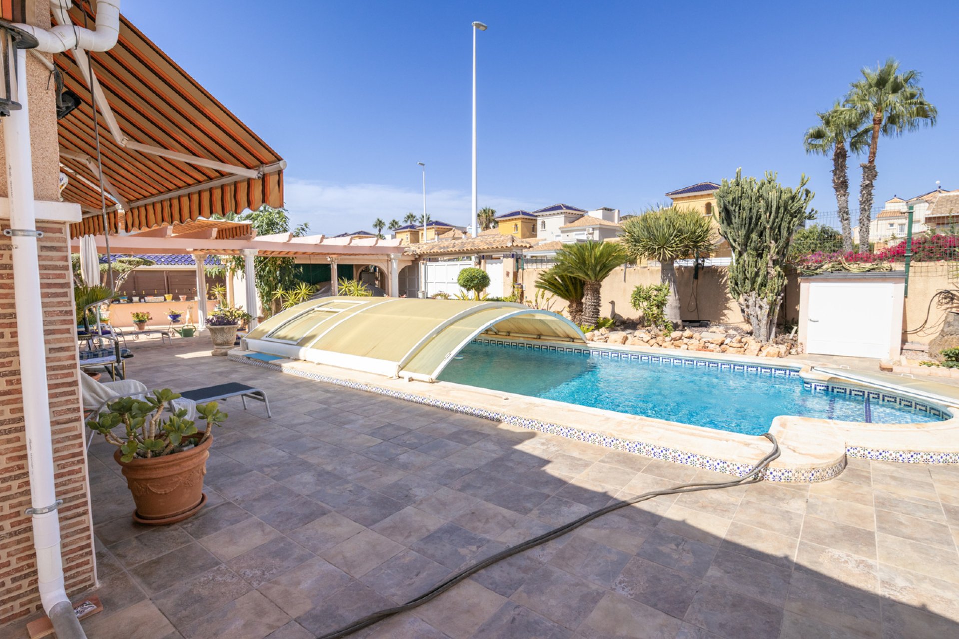 Herverkoop - Villa -
La Regia - Costa Blanca