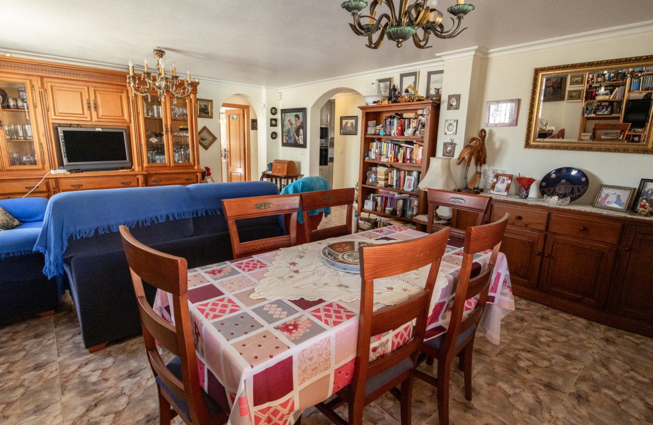 Herverkoop - Villa -
La Regia - Costa Blanca