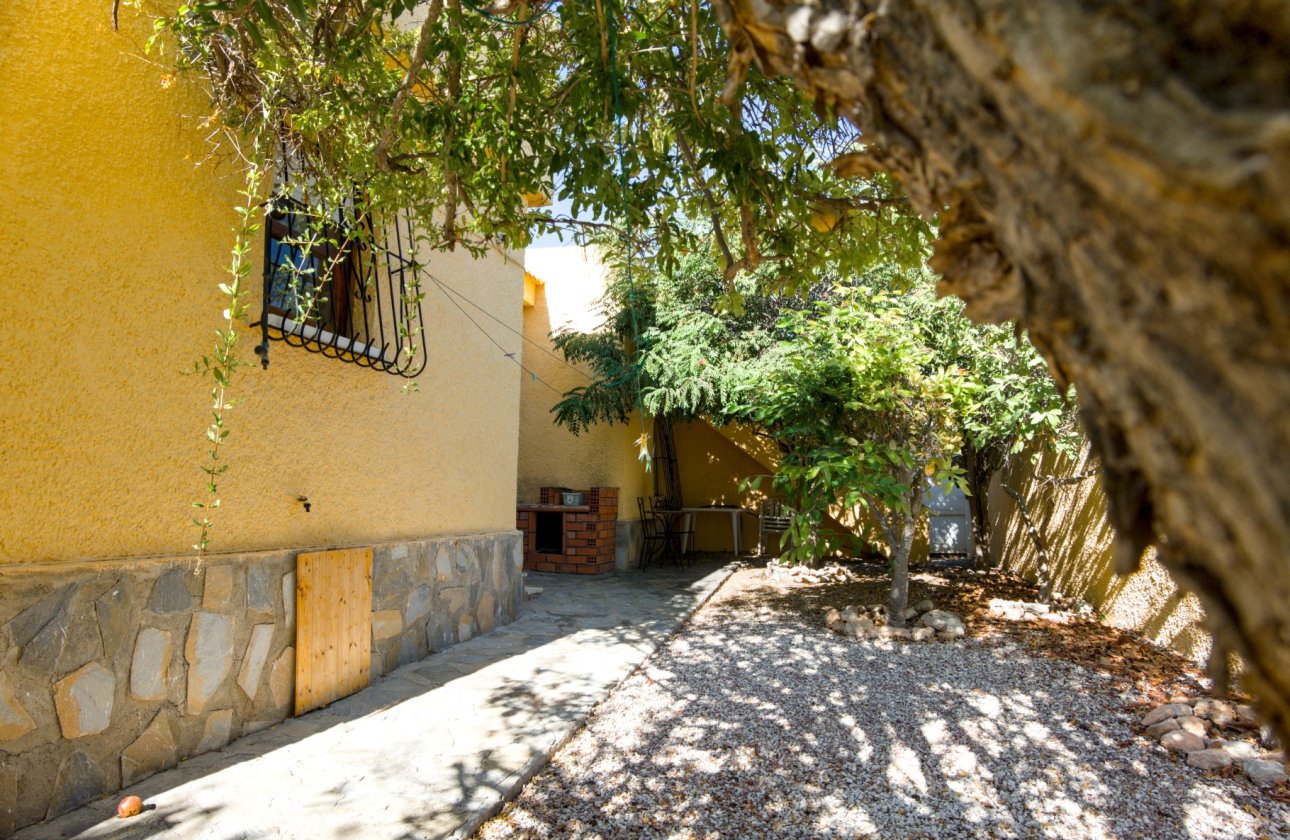 Herverkoop - Villa -
La Siesta - Costa Blanca