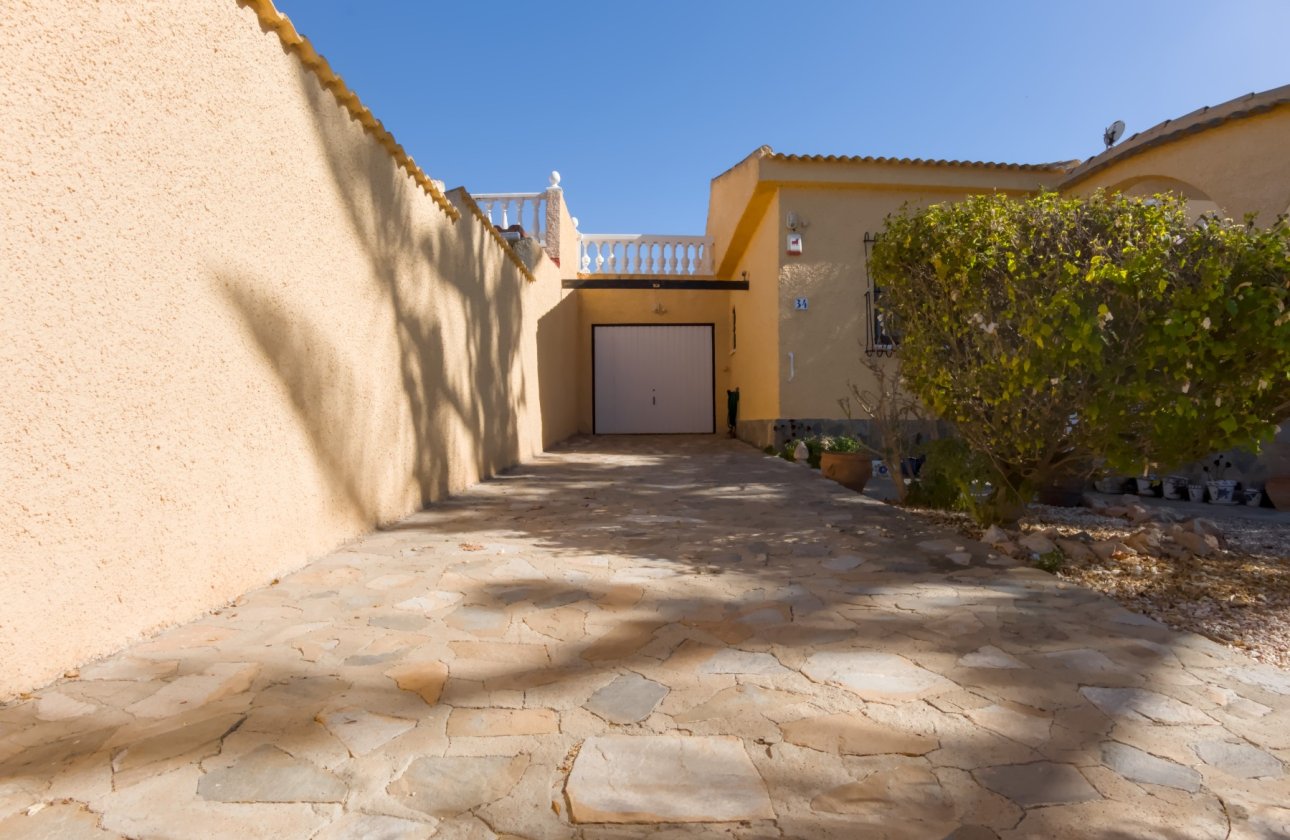 Herverkoop - Villa -
La Siesta - Costa Blanca