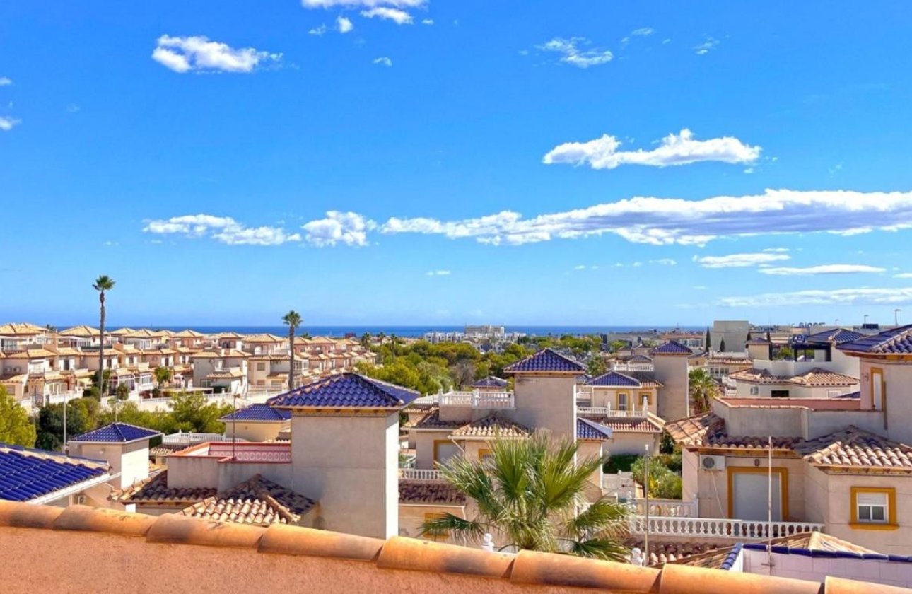 Herverkoop - Villa -
La Zenia - Costa Blanca