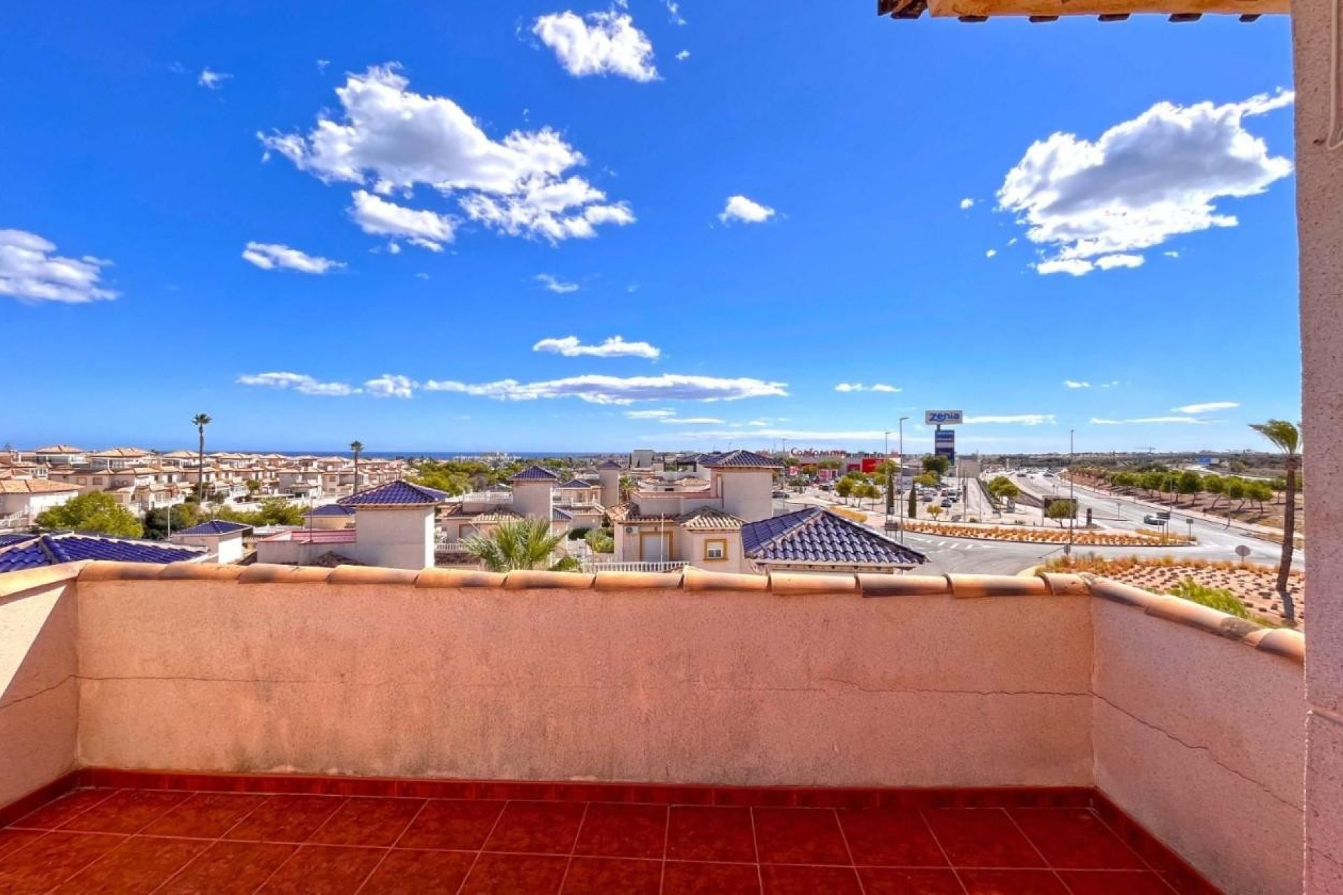 Herverkoop - Villa -
La Zenia - Costa Blanca