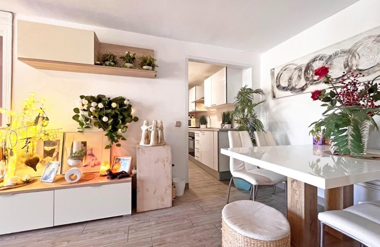 Herverkoop - Villa -
La Zenia - Costa Blanca