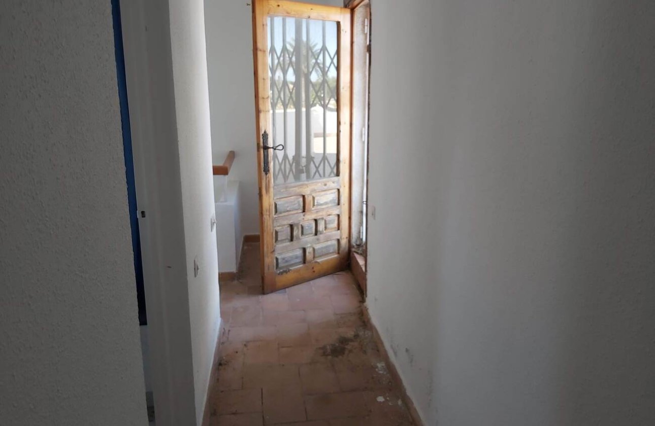 Herverkoop - Villa -
La Zenia - Costa Blanca