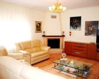 Herverkoop - Villa -
La Zenia - Costa Blanca