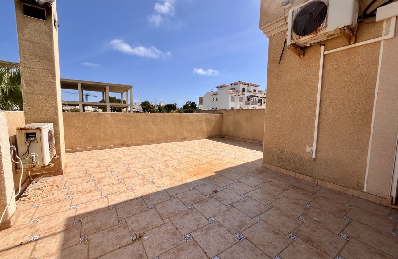 Herverkoop - Villa -
La Zenia - Costa Blanca