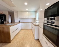 Herverkoop - Villa -
La Zenia - Costa Blanca