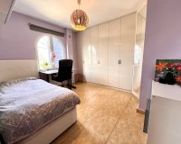 Herverkoop - Villa -
La Zenia - Costa Blanca