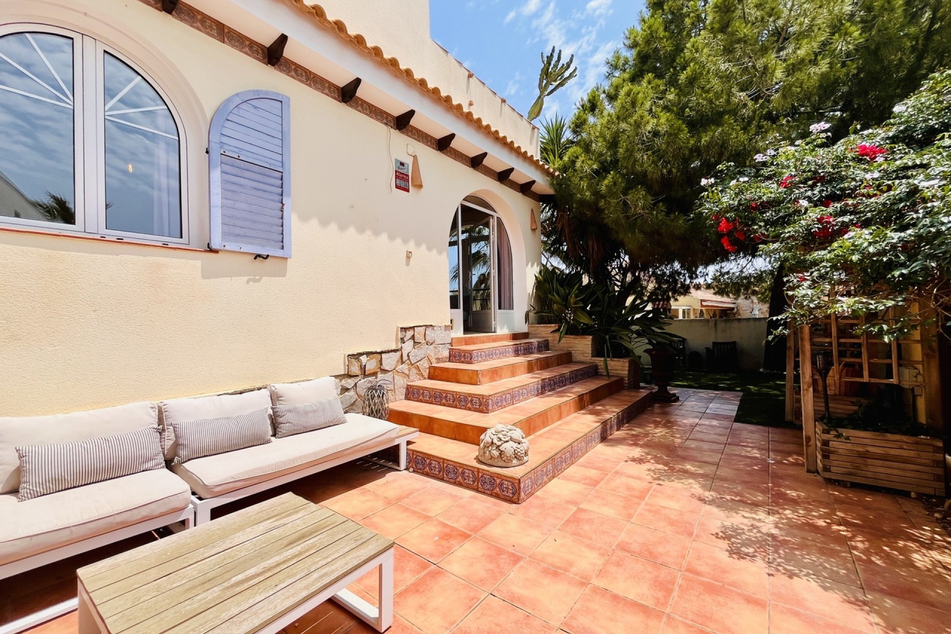 Herverkoop - Villa -
La Zenia - Costa Blanca